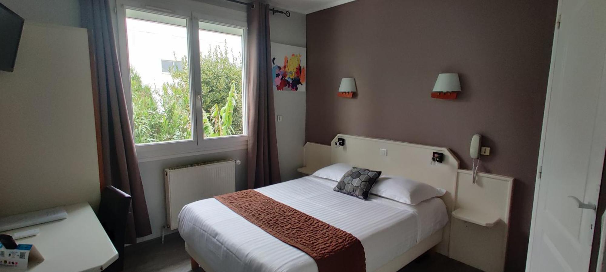 Logis Hotel Les Bleuets Royan Luaran gambar