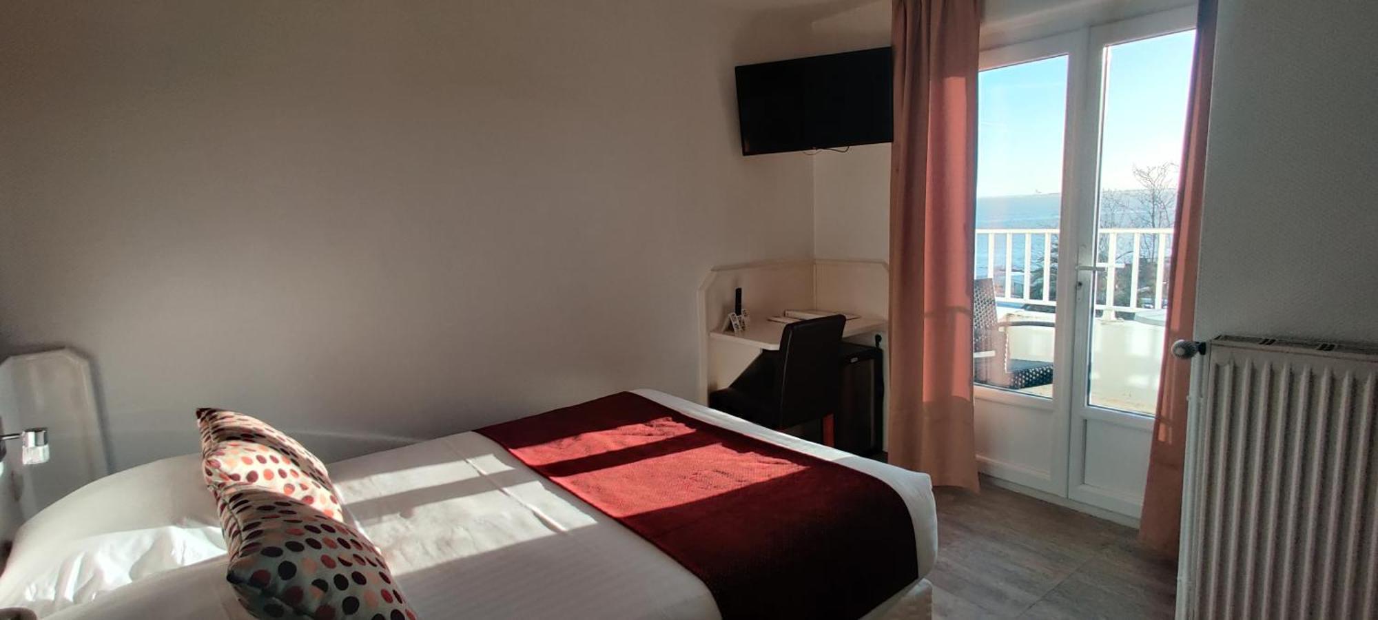 Logis Hotel Les Bleuets Royan Luaran gambar